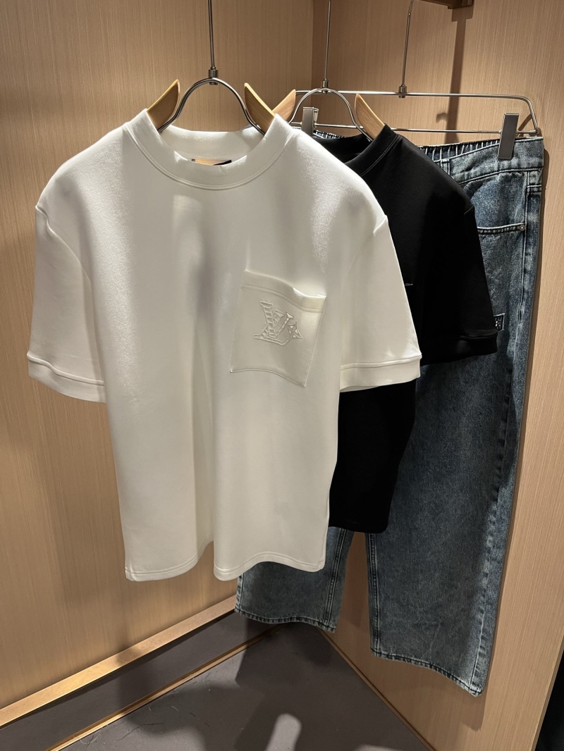 l0vis Vvtt0n t-shirt